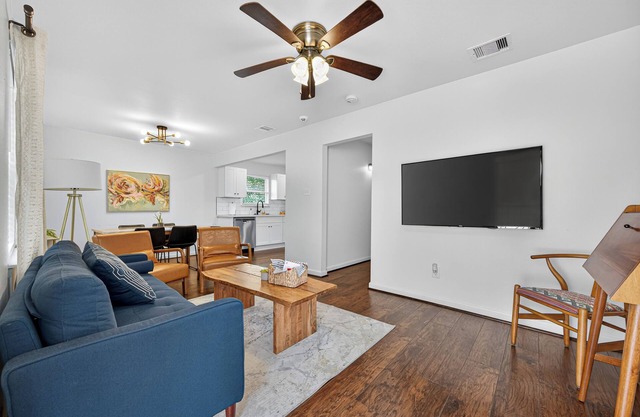 2BR Elegant, Clean, & Comfy! near NRG and Med Ctr