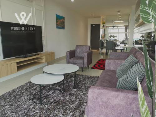 2BR Modern Stay at D'Esplanade Residence above KSL Mall
