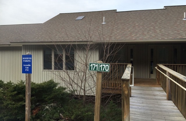 2BR, Sleeps 6, Ski, Water Park at Resort New Years Eve