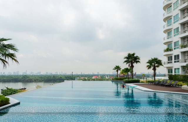 2BRs River Front Fully Furnished Apt
