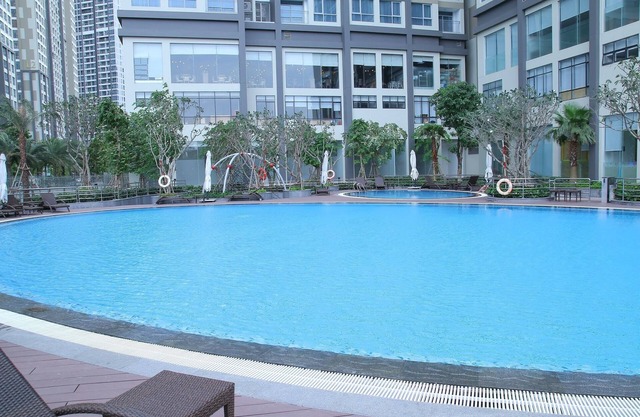 2Brs spacious for your families and friends.