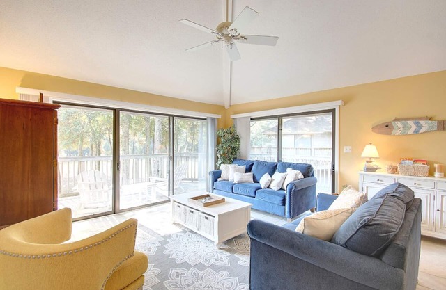 2F Colony at Oyster Bay Golf View Condo 3 Miles to Sunset Beach