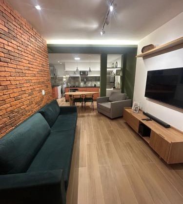 2Qtos, Newly Renovated, Botafogo Mall and Beach