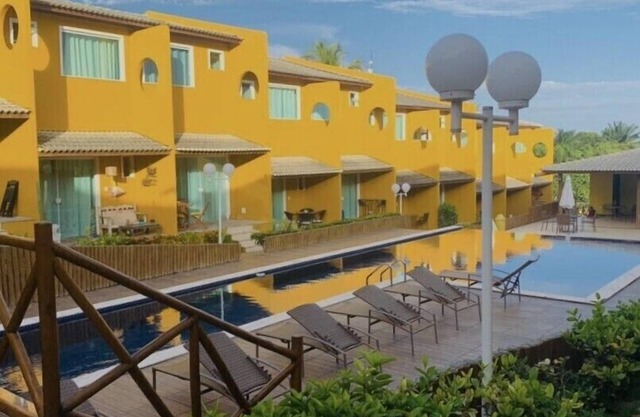 3/4 bedroom house, all en-suite with air-cond. In a condominium. 600 meters from the beach.