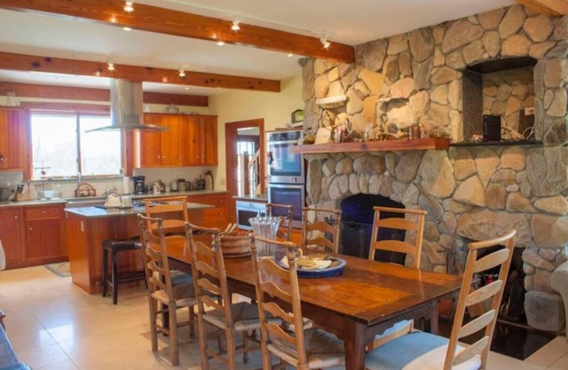 3,500 Sq Ft and Secluded