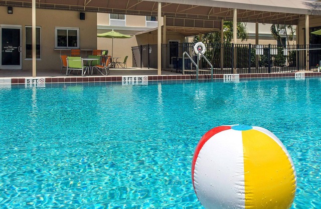 3 Amazing Pet Friendly Units W/Pool and Free Parking | Close to Cruise Terminal