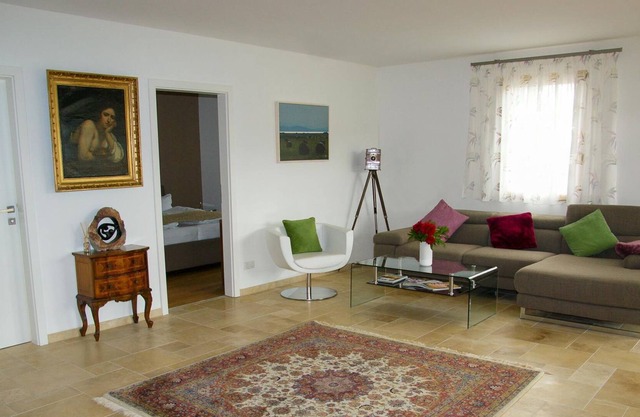 3 App. Susanne, Dusche, WC, 3 Schlafräume - Pannonia Appartements