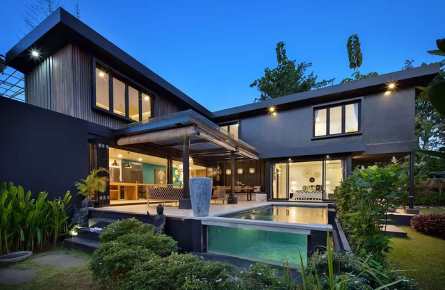 3 bdrs Villa, Walking distance to Bingin beach