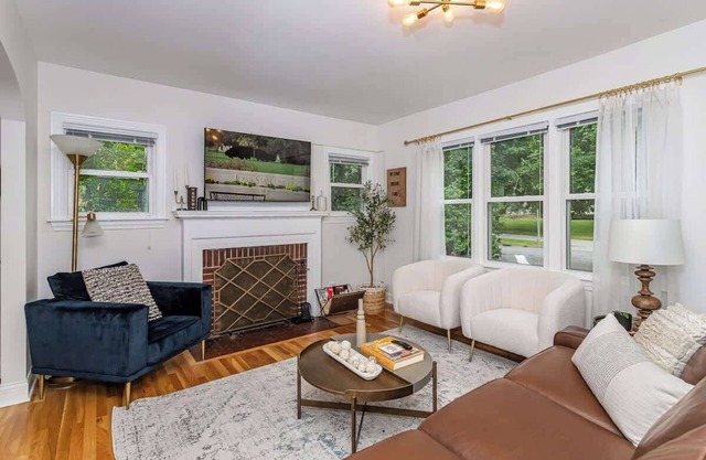 3 bed/2 bath- Walk to Jack Trice