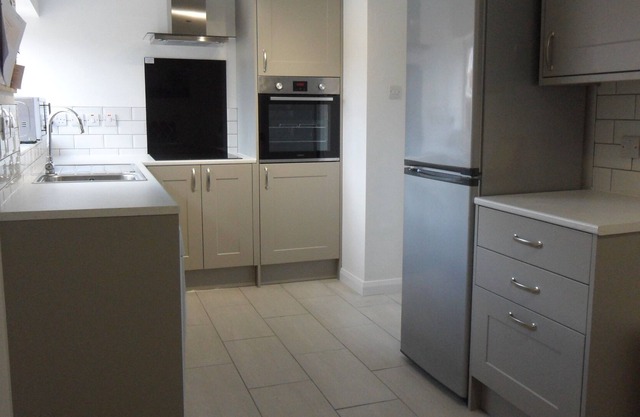 3 Bed Broomfield Road Newport Shropshire