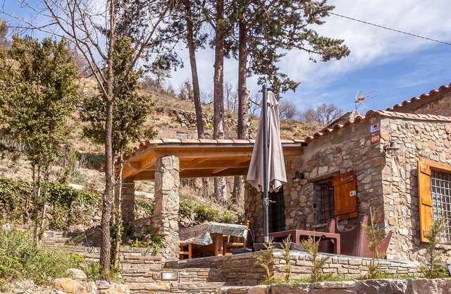 3-Bed Cottage in Arseguel, La Borda de la Munda