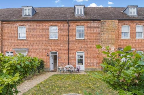3 Bed in Blythburgh oc-h32647