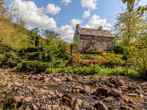 3 Bed in Talybont-on-Usk BN351