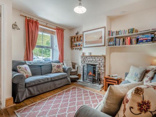 3 bed in Ullock SZ043