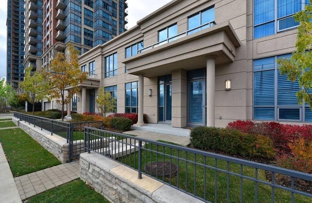3 Bedroom/2.5 Bathroom Townhouse
