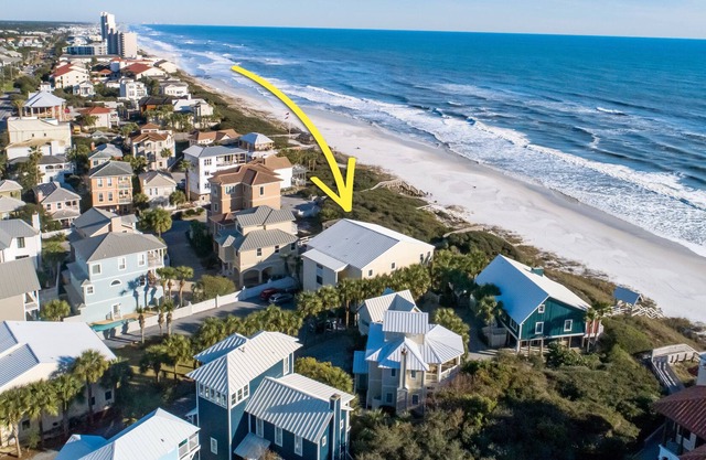 3-Bedroom, 3 Bathroom Condo! Steps To The Beach! Beachfront Luxury Condo!