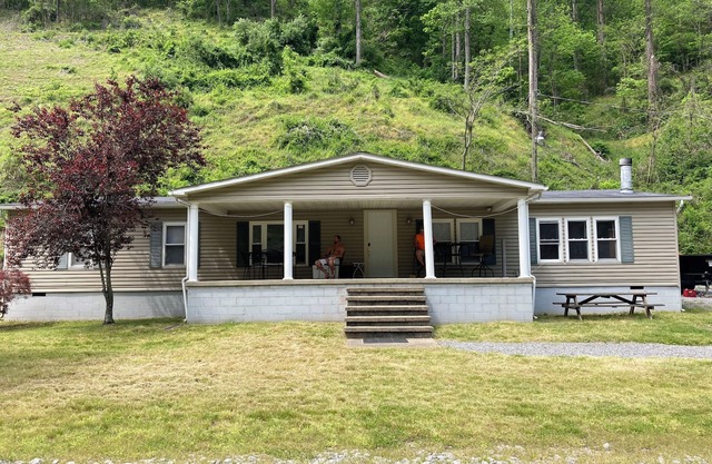 3 bedroom, 3 bath home in Matewan, WV. 1 mile from the Devil Anse trailhead.