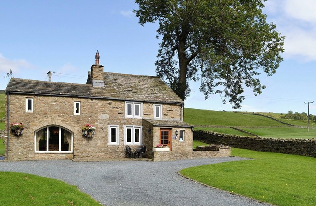3 bedroom accommodation in Longshaw near Hawes