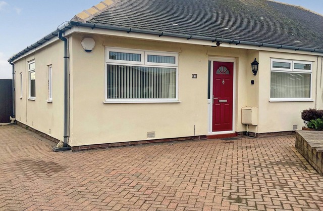 3 bedroom accommodation in Thornton-Cleveleys