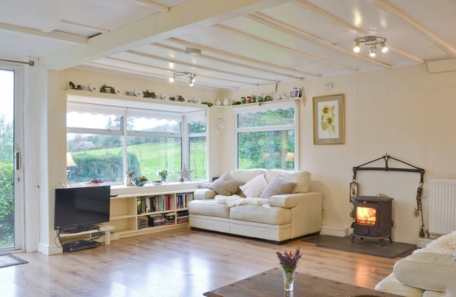 3 bedroom accommodation in Easthope, near Much Wenlock