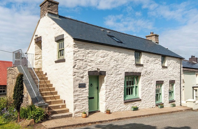 3 bedroom accommodation in Mathry, nr St Davids