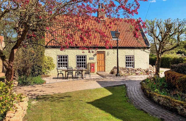 3 bedroom accommodation in Hotham, near Beverley