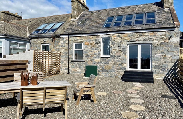 3 bedroom accommodation in Port William