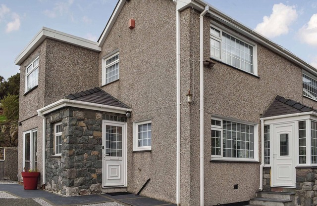 3 bedroom accommodation in Caernarfon