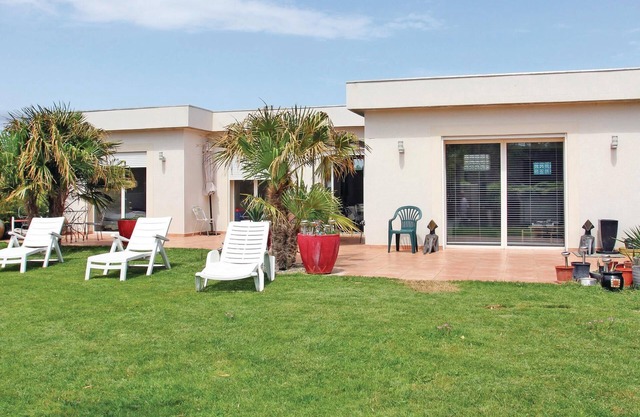 3 bedroom accommodation in Montélimar