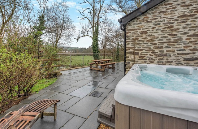3 bedroom accommodation in Llandysul