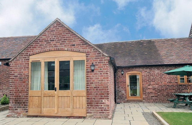 3 bedroom accommodation in Plealey, Shrewsbury