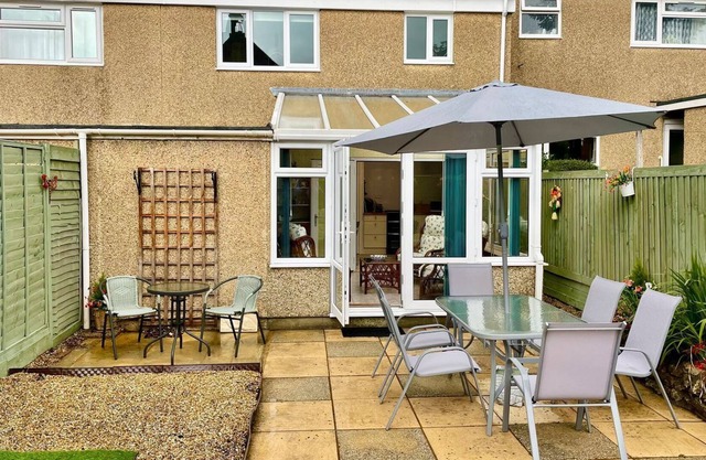 3 bedroom accommodation in Sherborne