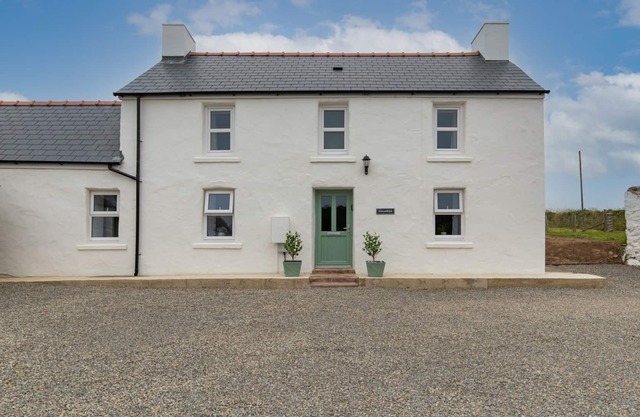 3 bedroom accommodation in St Davids