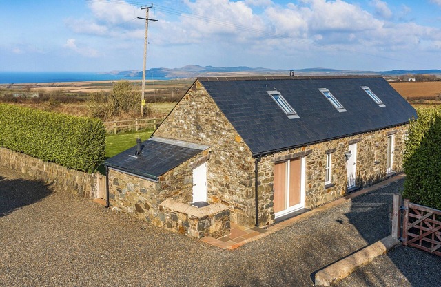 3 bedroom accommodation in St Davids