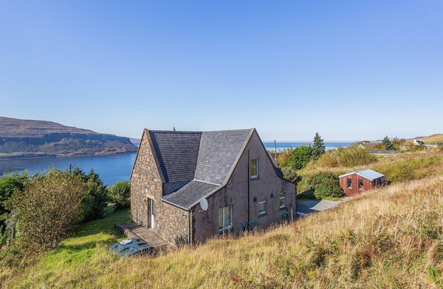 3 bedroom accommodation in Waternish, Isle of Skye
