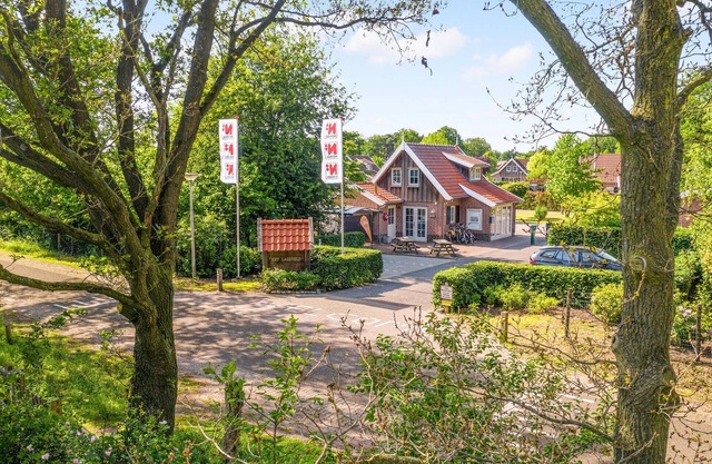 3 bedroom accommodation in Hoge Hexel
