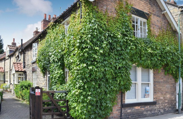 3 bedroom accommodation in Thornton-le-Dale, near Pickering