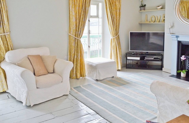 3 bedroom accommodation in Instow, Bideford