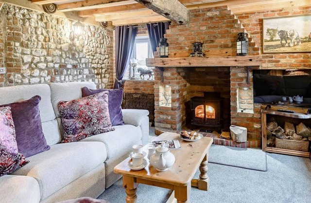 3 bedroom accommodation in Foulden, near Swaffham