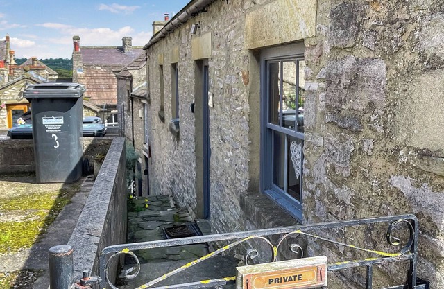 3 bedroom accommodation in Middleham, near Leyburn