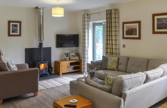 3 bedroom accommodation in Burgham Park, near Felton