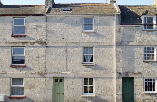 3 bedroom accommodation in Portland, near Weymouth