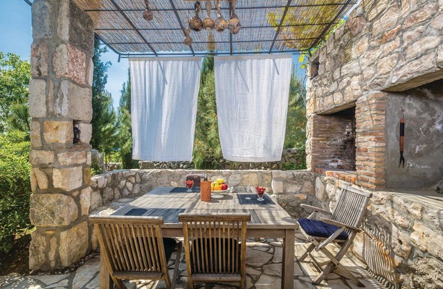 3 bedroom accommodation in Malinska
