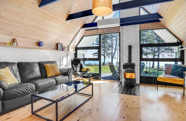 3 bedroom accommodation in Højslev