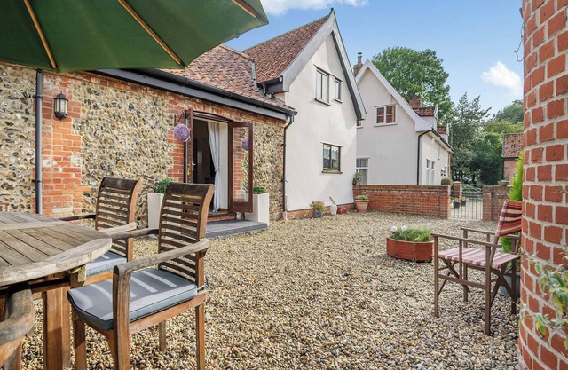 3 bedroom accommodation in Banham