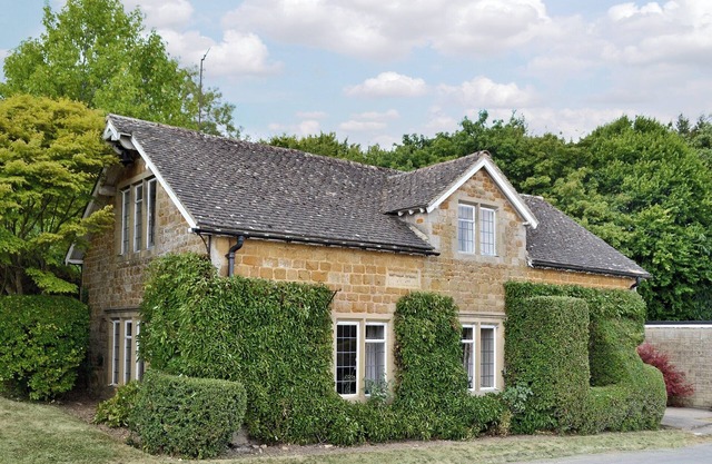 3 bedroom accommodation in Icomb, near Stow-on-the-Wold