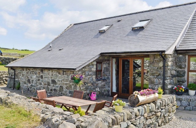 3 bedroom accommodation in Llanfair, near Harlech