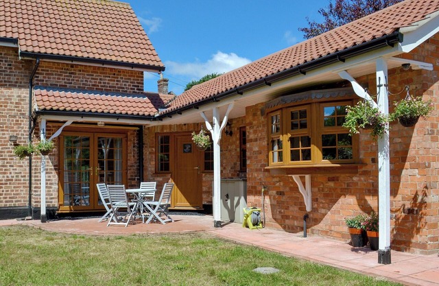 3 bedroom accommodation in Welton-le-Marsh, near Spilsby