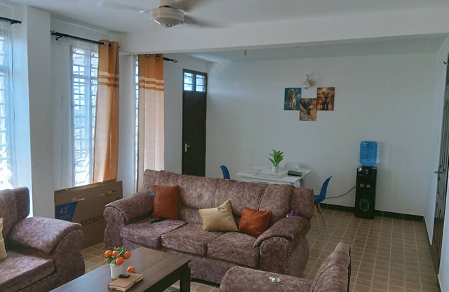 3 BEDROOM AIRBNB-SAFE,SECURE,CLEAN, COMFORTABLE