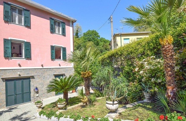 3 bedroom amazing apartment in Genova